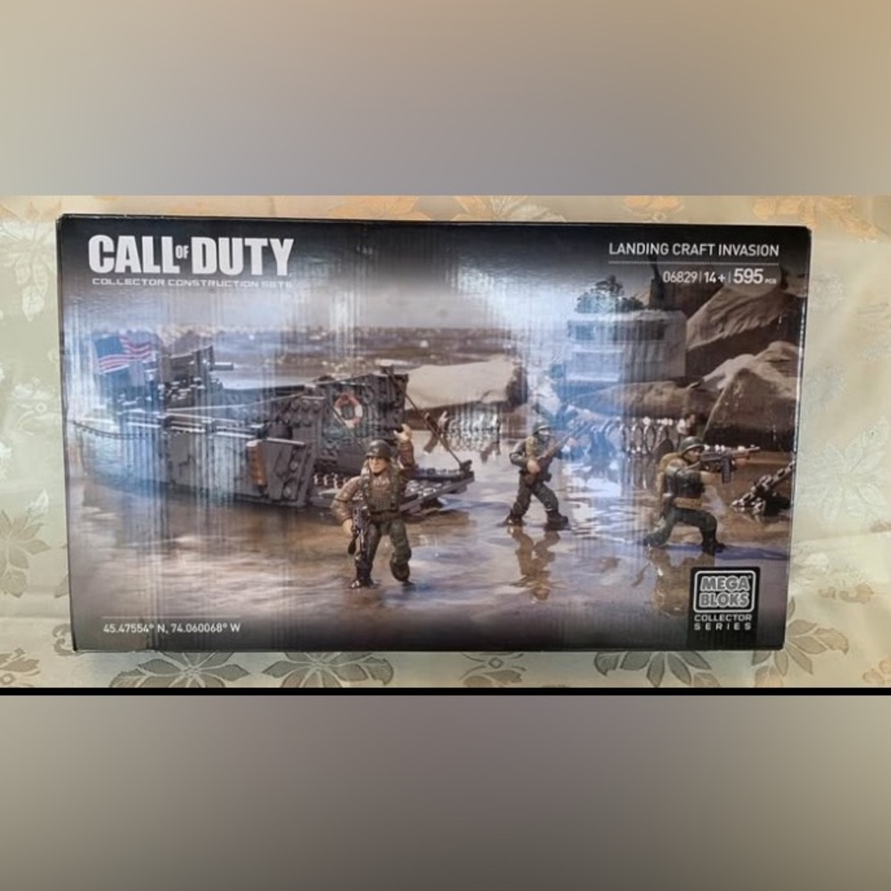 NIB Call of Duty Landing Craft Set